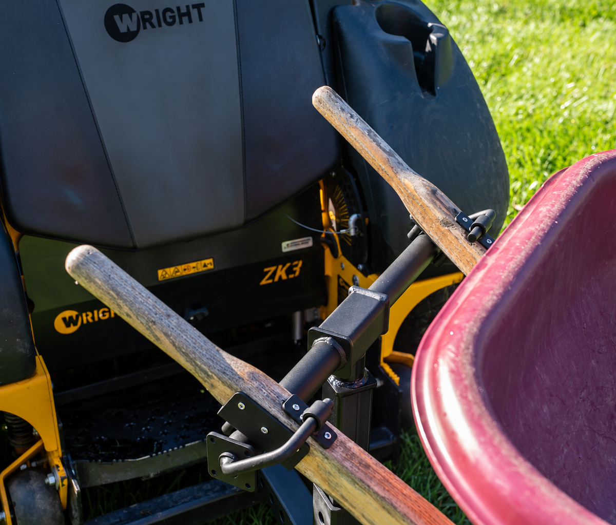 STEELWING™ Instant Connect & Release Hitch System